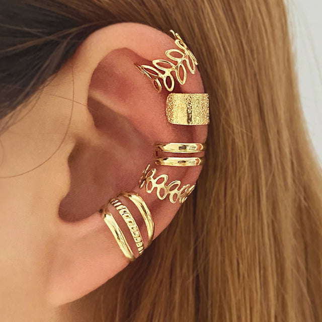 Vintage Snake Earrings for Women Charm Gold Color Round Ear Clips Female 2022 Trend Ear Cuffs Valentine's Day Gift Jewelry